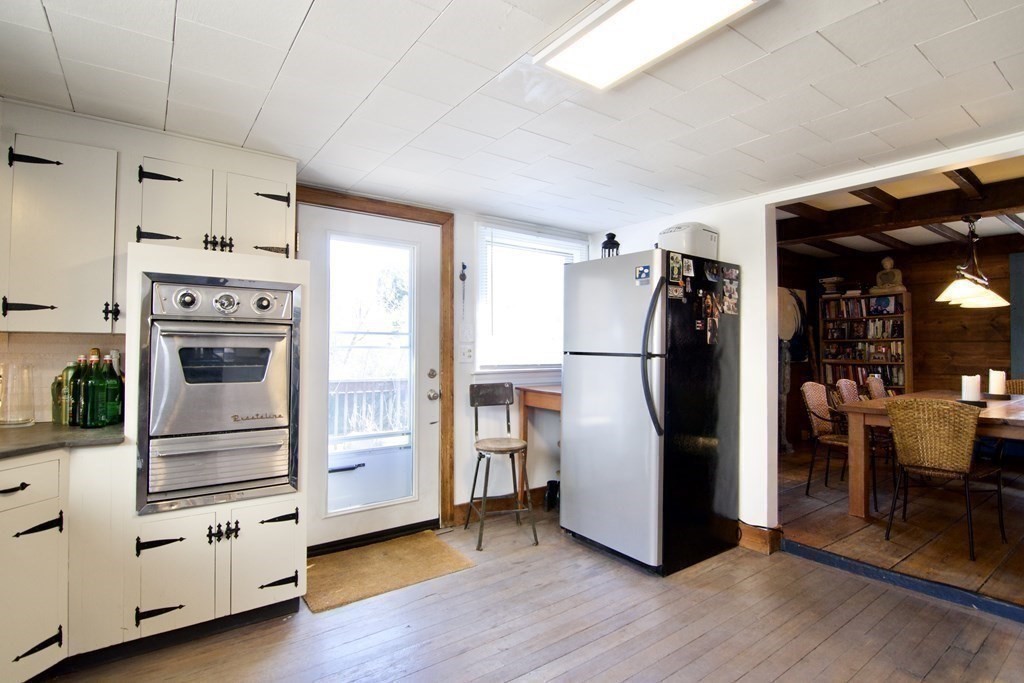 25 Leverett Road Amherst, MA 01002 - Photo 11 of 42