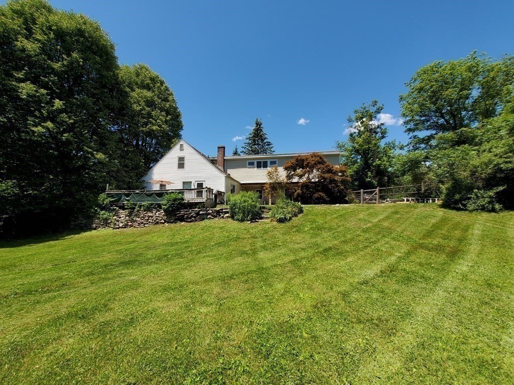 25 Leverett Road Amherst, MA 01002 - Photo 6 of 42