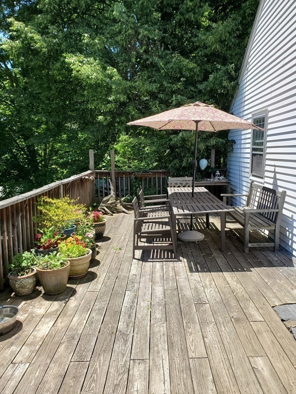 25 Leverett Road Amherst, MA 01002 - Photo 7 of 42