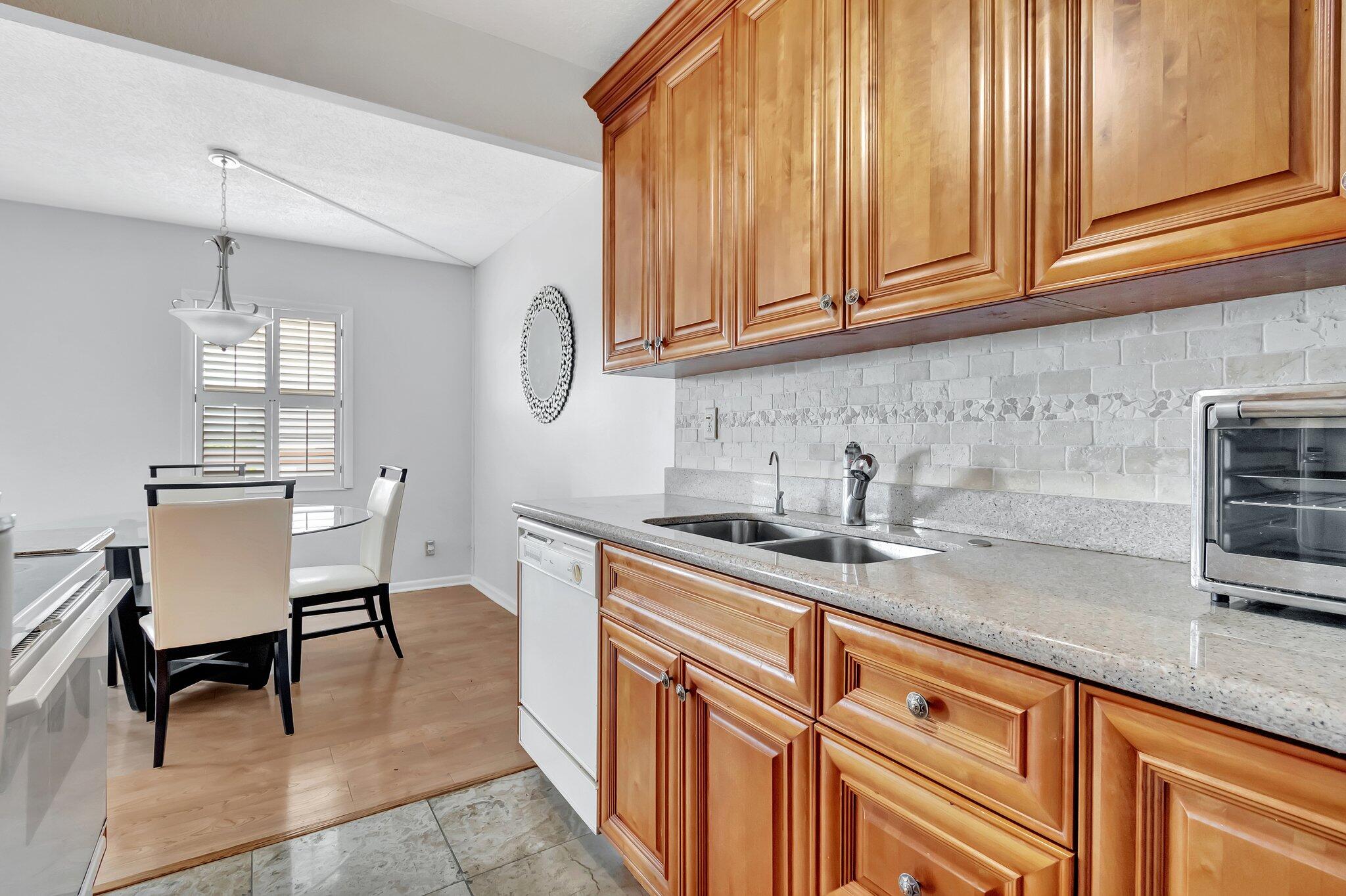 4018 Cornwall Drive Boca Raton, FL 33434 - Photo 11 of 84 25-web-or-mls-DSC_3002