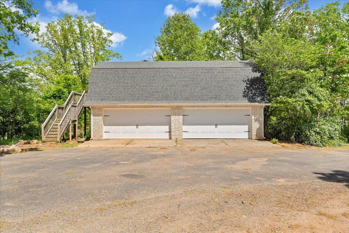 2011 Spencer-Preston Road Martinsville, VA 24112 - Photo 109 of 130 111-MIB05154-R5