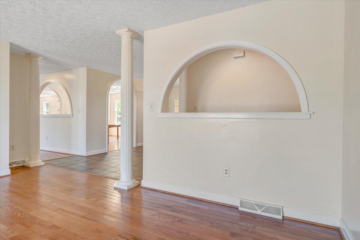 2011 Spencer-Preston Road Martinsville, VA 24112 - Photo 16 of 130 016-MIB07374