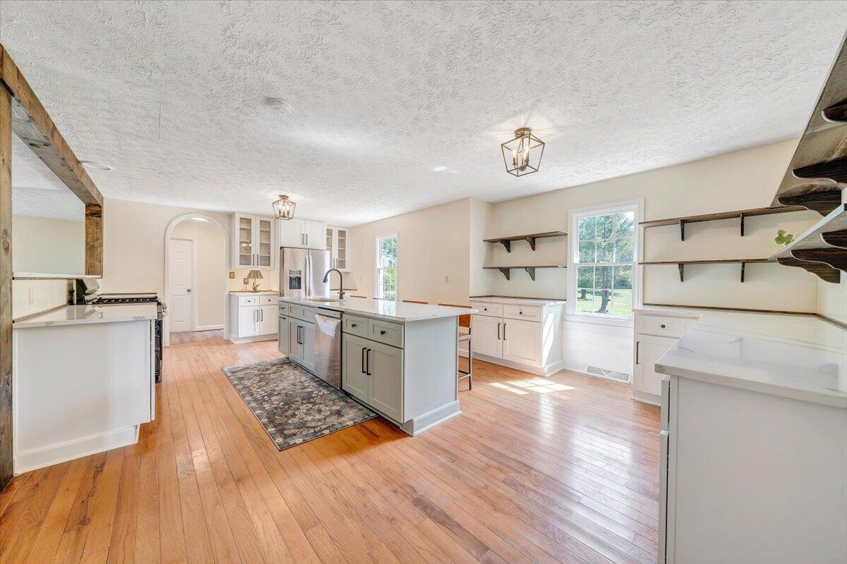 2011 Spencer-Preston Road Martinsville, VA 24112 - Photo 23 of 130 023-MIB07395