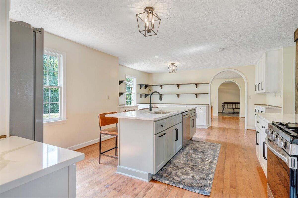 2011 Spencer-Preston Road Martinsville, VA 24112 - Photo 28 of 130 028-MIB07410