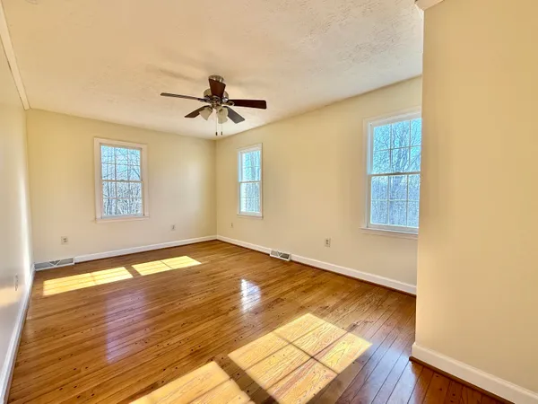 $750,000 | 2011 Spencer-Preston Road, Martinsville, VA 24112