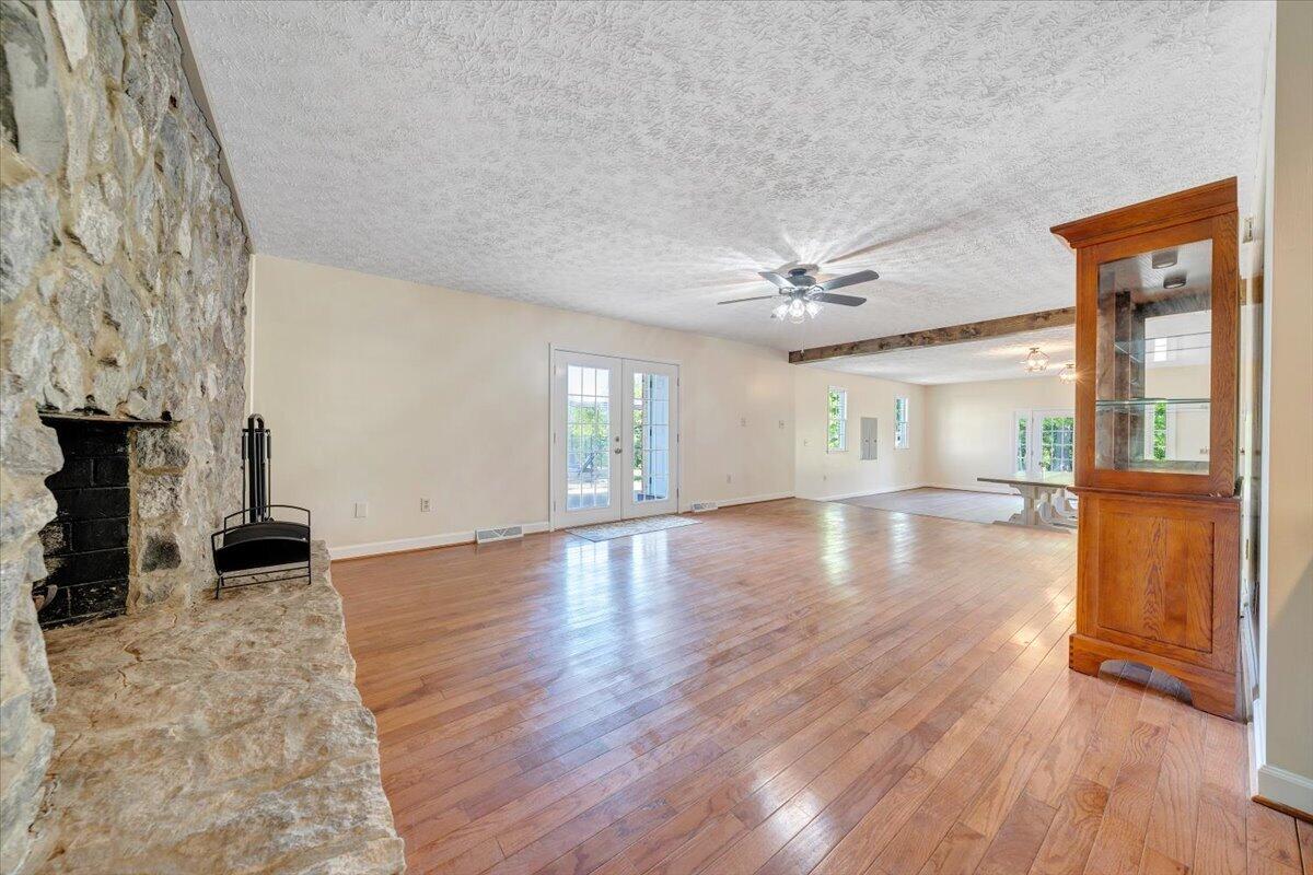 2011 Spencer-Preston Road Martinsville, VA 24112 - Photo 48 of 130 048-MIB07479