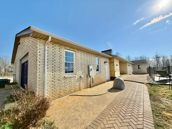 $750,000 | 2011 Spencer-Preston Road, Martinsville, VA 24112