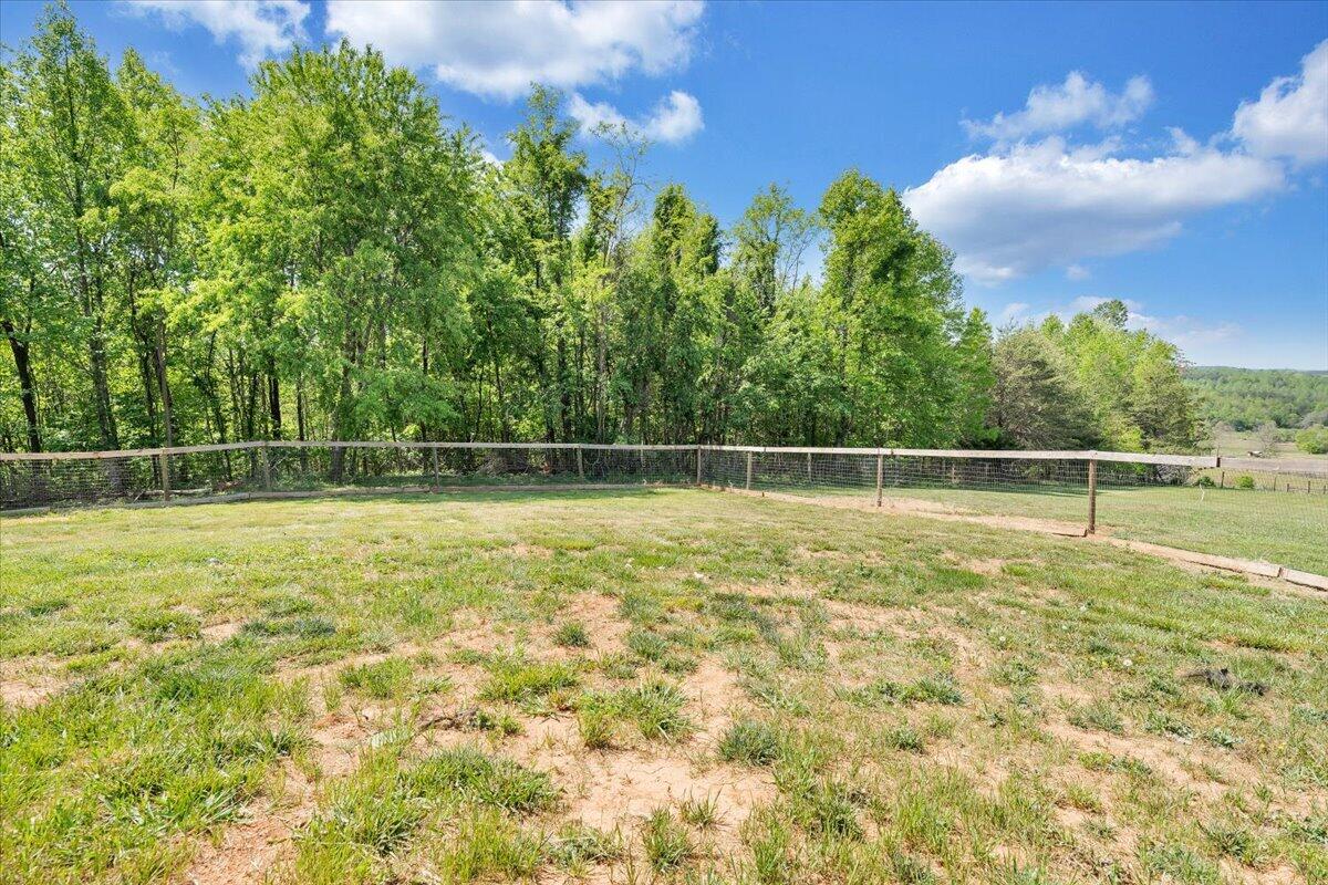 2011 Spencer-Preston Road Martinsville, VA 24112 - Photo 81 of 130 081-MIB07626