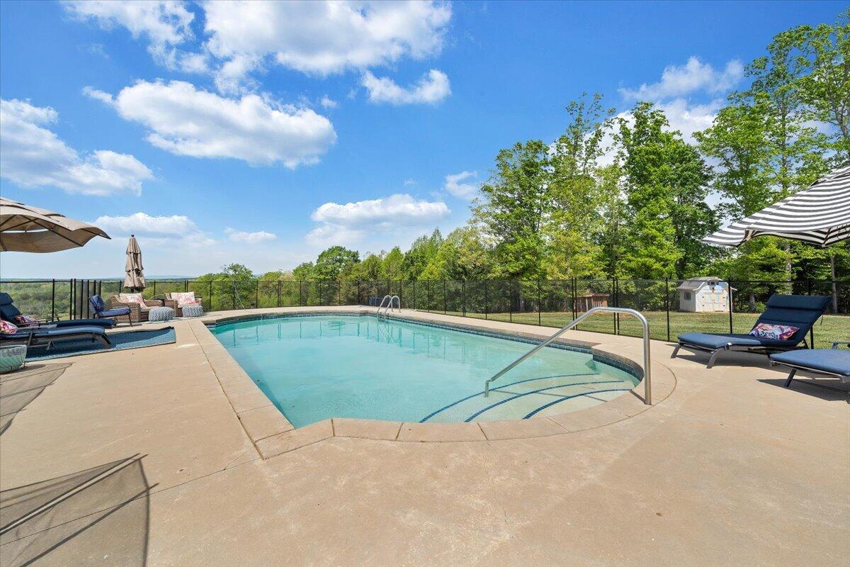 2011 Spencer-Preston Road Martinsville, VA 24112 - Photo 89 of 130 089-MIB05133