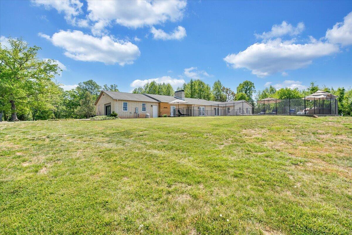 2011 Spencer-Preston Road Martinsville, VA 24112 - Photo 98 of 130 098-MIB07617