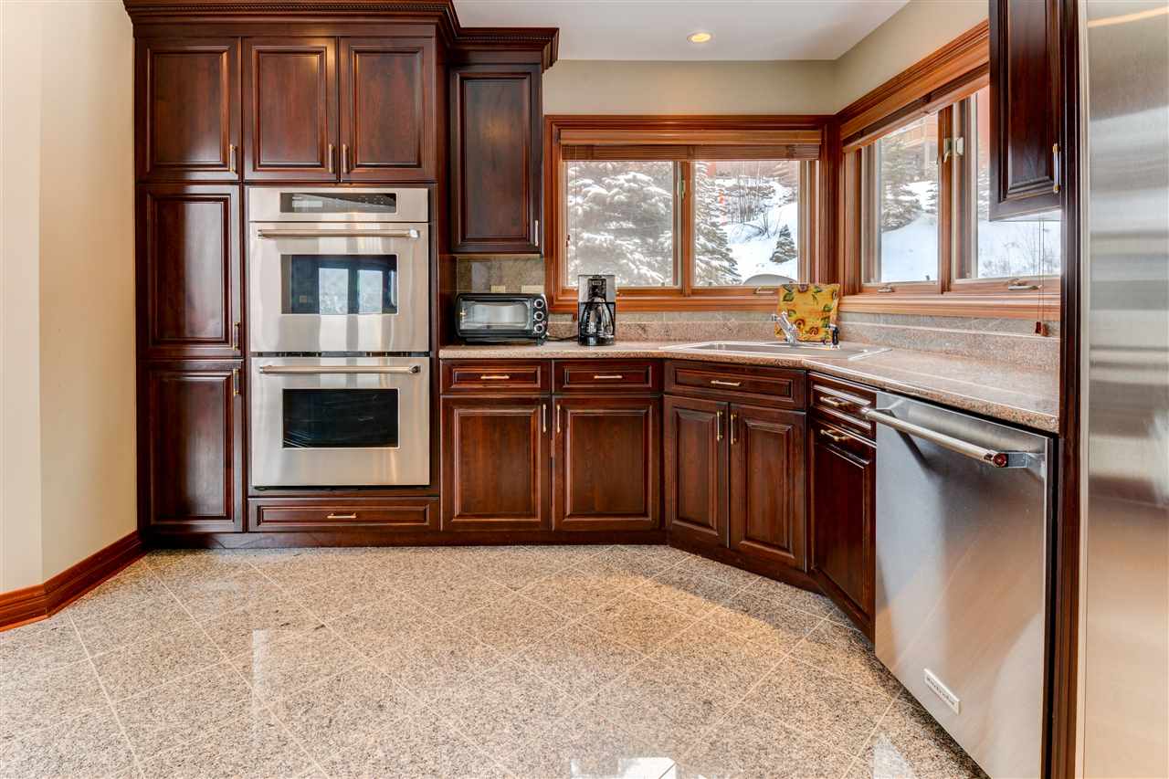 354 Crawford Ridge Road, Unit 20 Carroll, NH 03595 - Photo 17 of 36