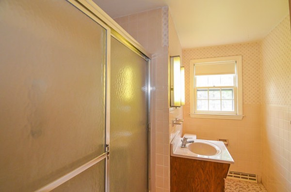 25 Whippletree Road Chelmsford, MA 01824 - Photo 7 of 19