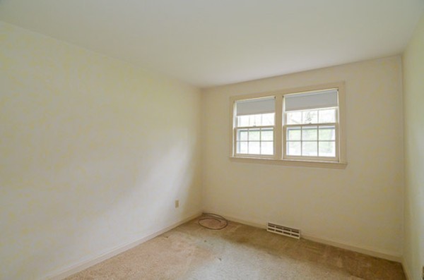 25 Whippletree Road Chelmsford, MA 01824 - Photo 10 of 19