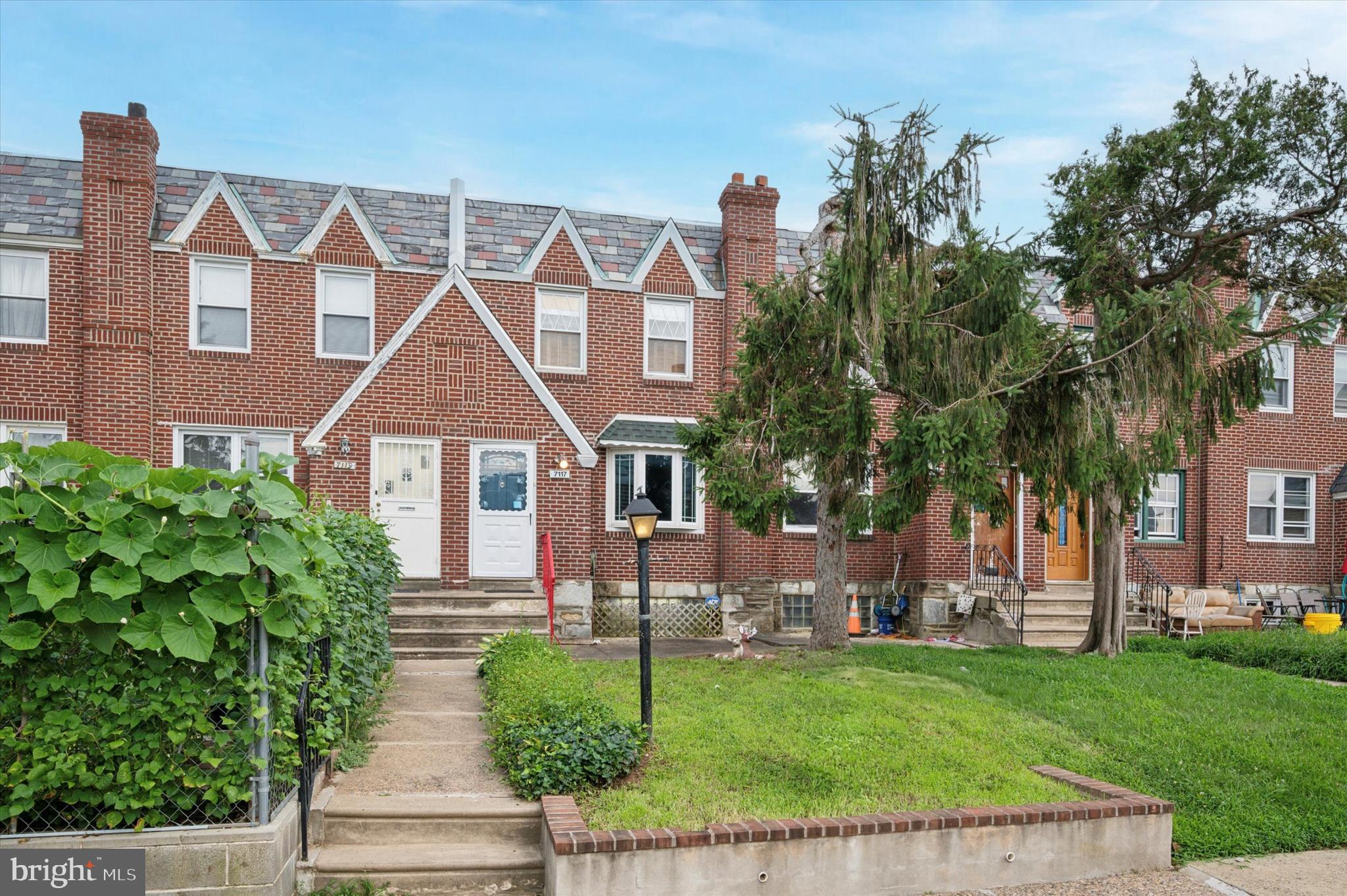 7117 Large Street Philadelphia, PA 19149 - Photo 1 of 35