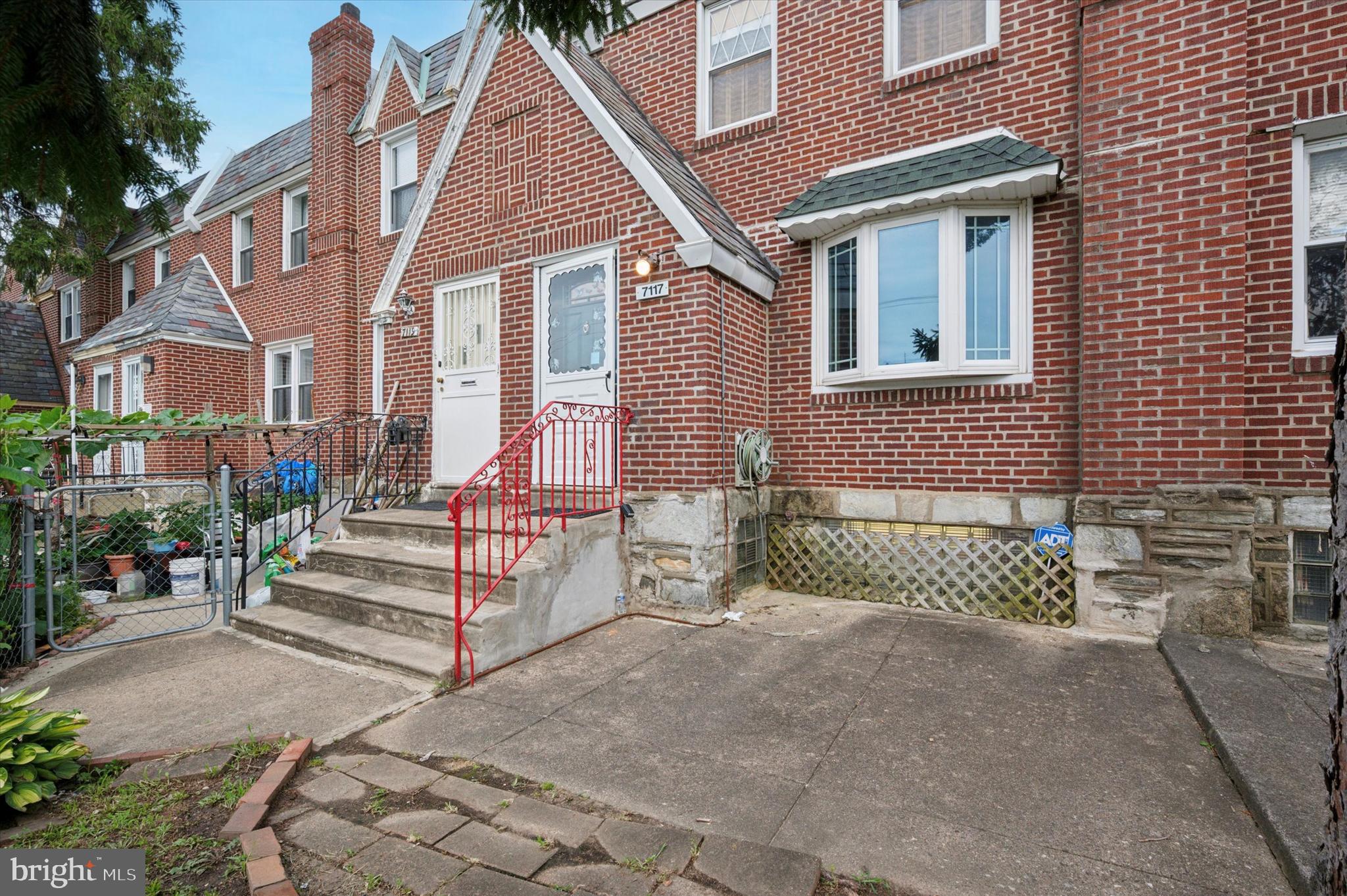7117 Large Street Philadelphia, PA 19149 - Photo 5 of 35