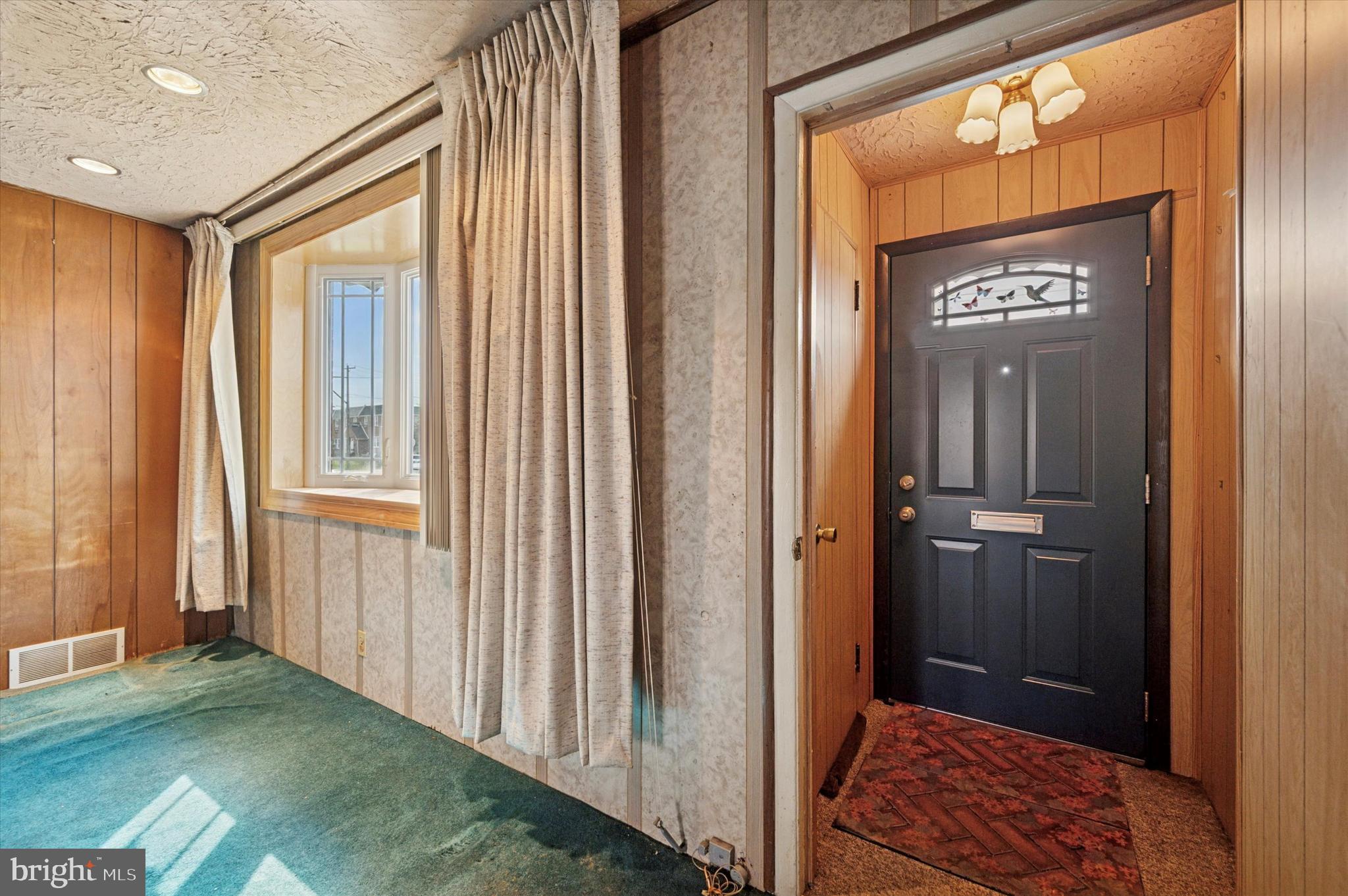 7117 Large Street Philadelphia, PA 19149 - Photo 7 of 35