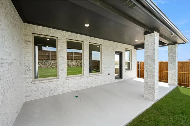 $549,990 | 221 Whitetail Drive, Aledo, TX 76008