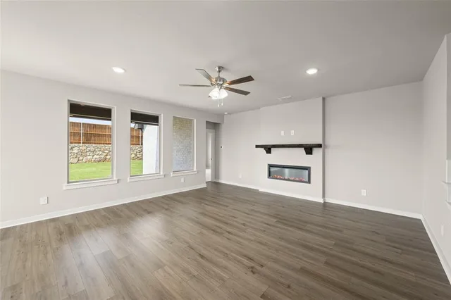 $549,990 | 221 Whitetail Drive, Aledo, TX 76008