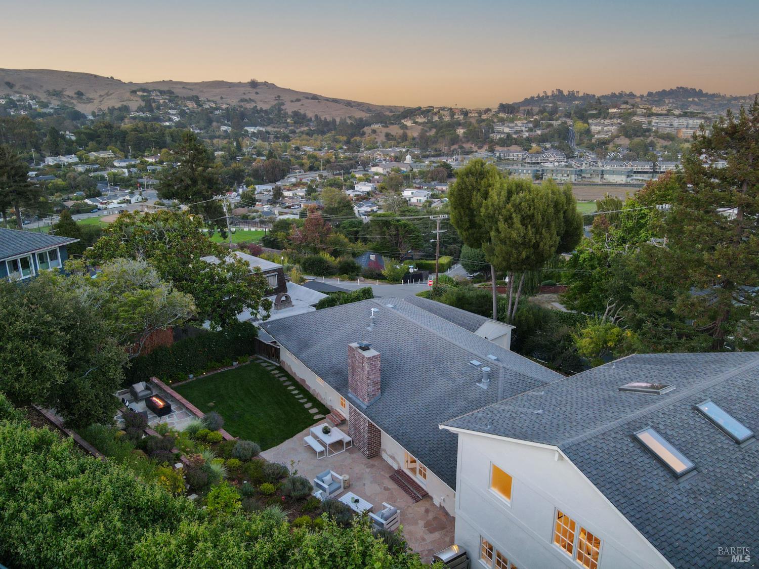 120 Ricardo Road Mill Valley, CA 94941 - Photo 41 of 44 Gallery Image 41