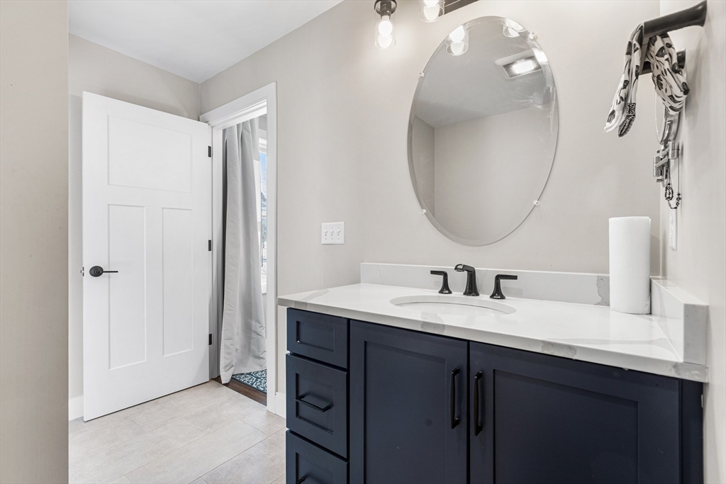 11 James Coffin Way, Unit 11 Middleton, MA 01949 - Photo 15 of 37