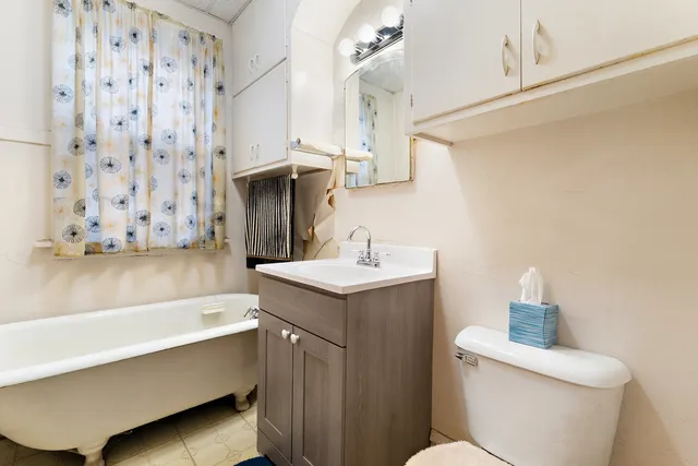 $562,000 | 3407 North Avers Avenue, Chicago, IL 60618