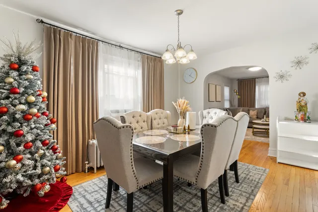 $562,000 | 3407 North Avers Avenue, Chicago, IL 60618