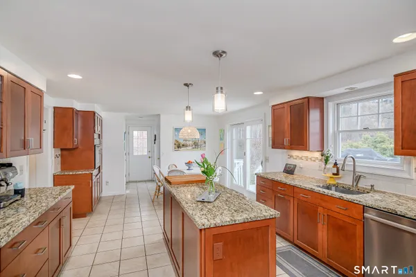 $1,429,000 | 4 Marshall Lane, Weston, CT 06883