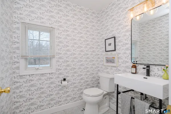 $1,429,000 | 4 Marshall Lane, Weston, CT 06883