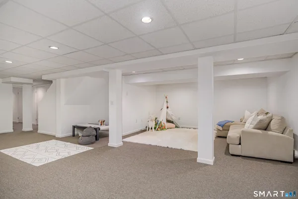 $1,429,000 | 4 Marshall Lane, Weston, CT 06883