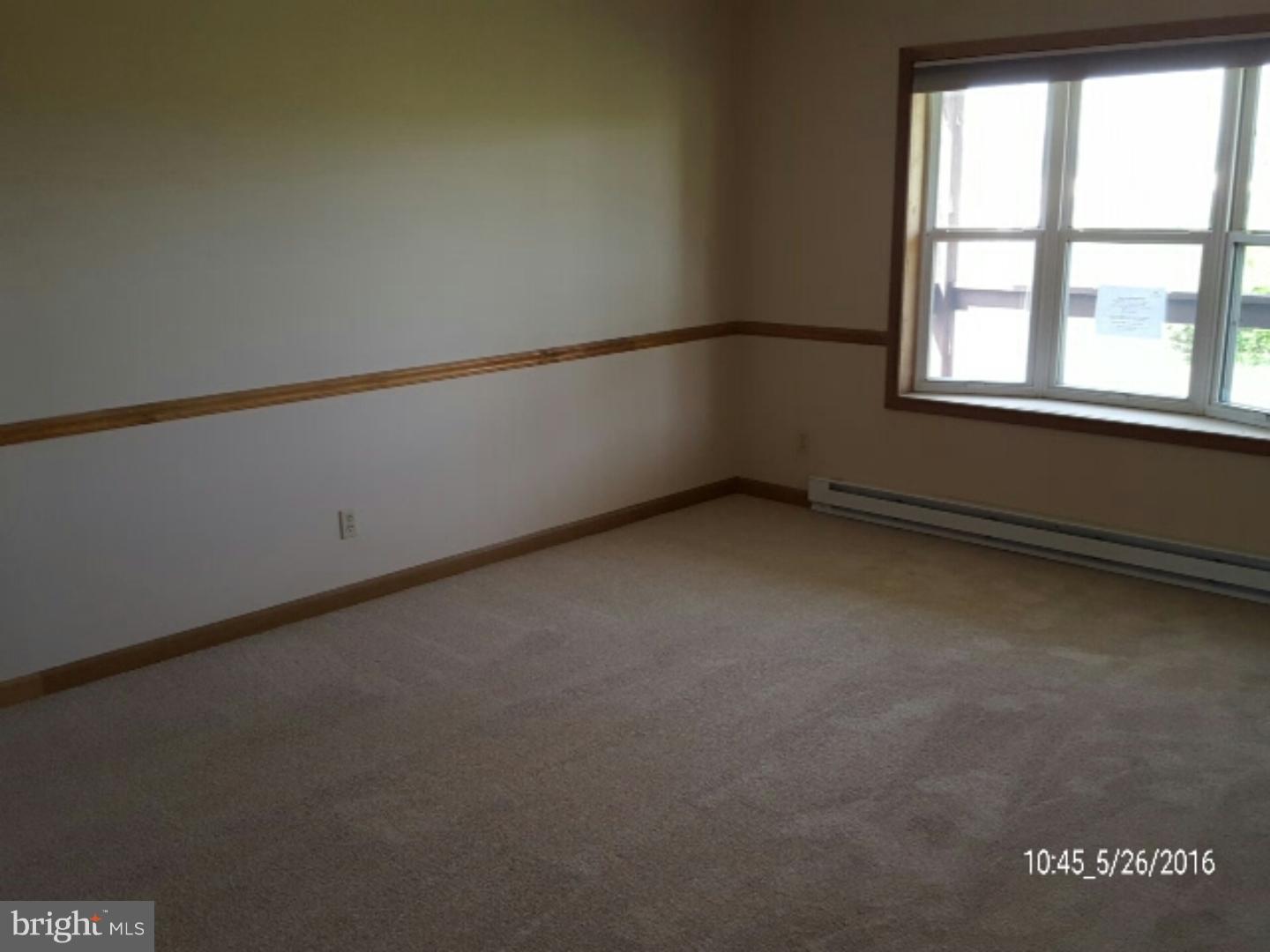 36 Reedsville Road Schuylkill Haven, PA 17972 - Photo 6 of 15 Living Room