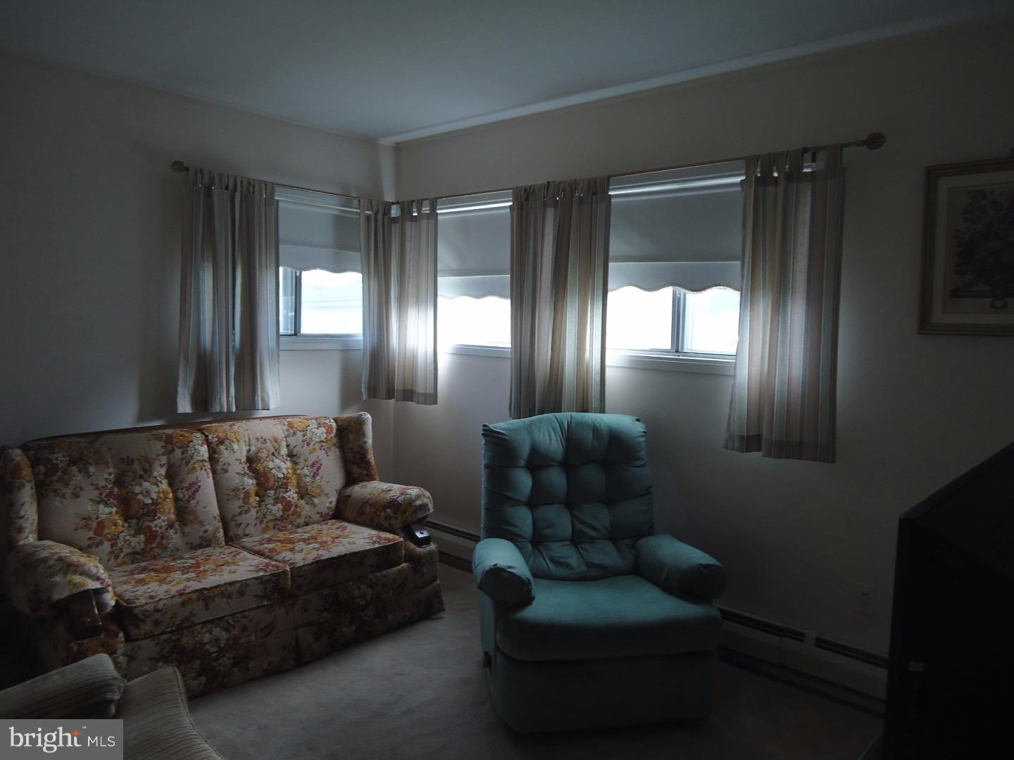 38 Hardy Road Levittown, PA 19056 - Photo 9 of 19 Bedroom 2