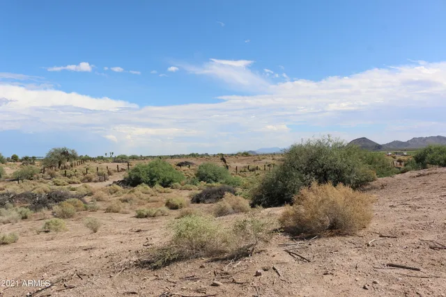 $1,075,000 | 0 Old Us Highway, Arlington, AZ 85322