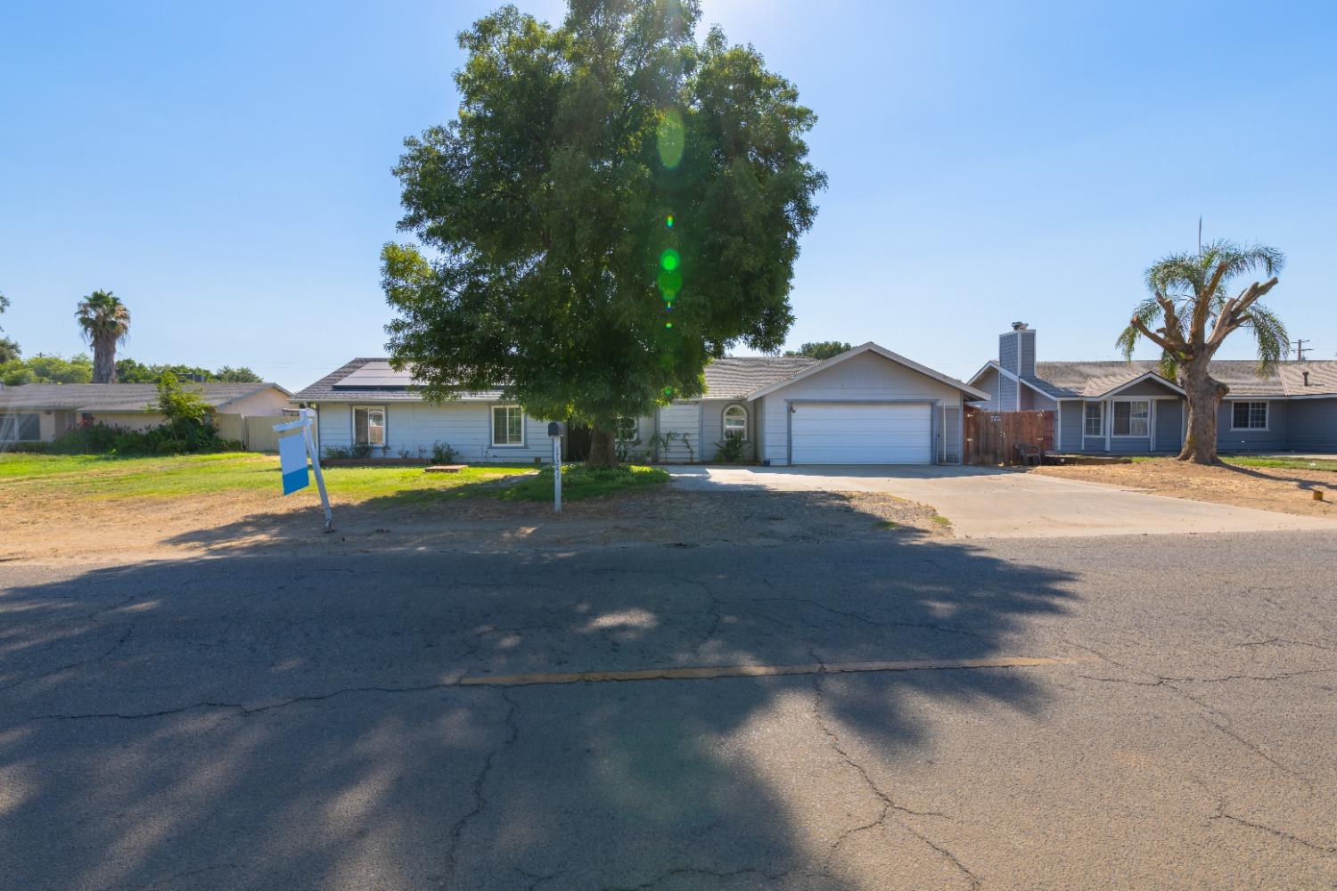17241 Rodeo Drive Madera, CA 93638 - Photo 2 of 39 Gallery Image 2