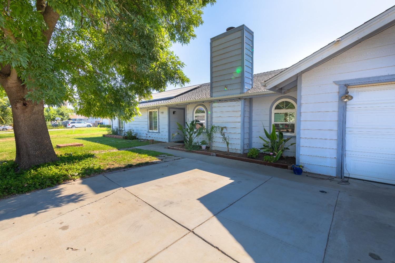 17241 Rodeo Drive Madera, CA 93638 - Photo 5 of 39 Gallery Image 5