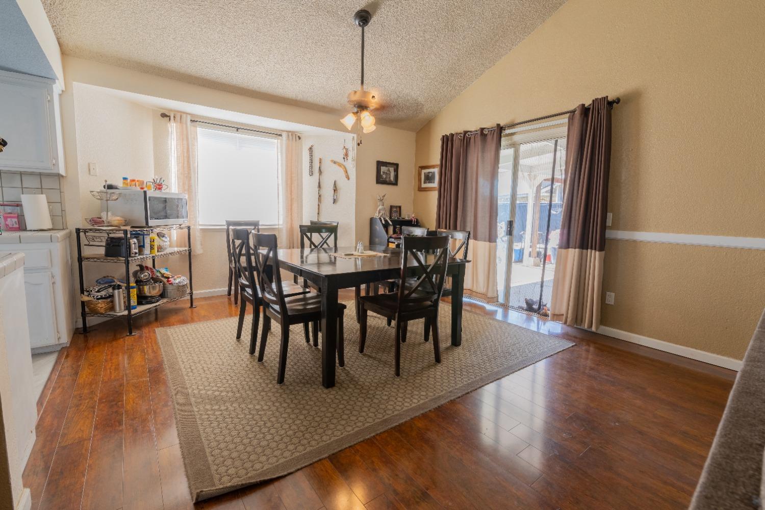 17241 Rodeo Drive Madera, CA 93638 - Photo 8 of 39 Gallery Image 8
