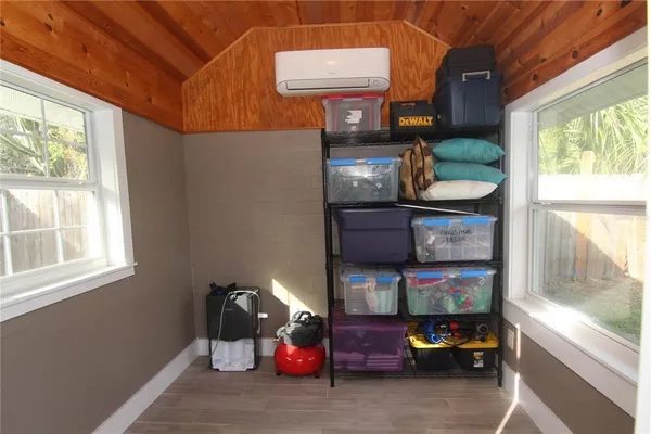 $2,300 | 1936 Essex Place, Orlando, FL 32806