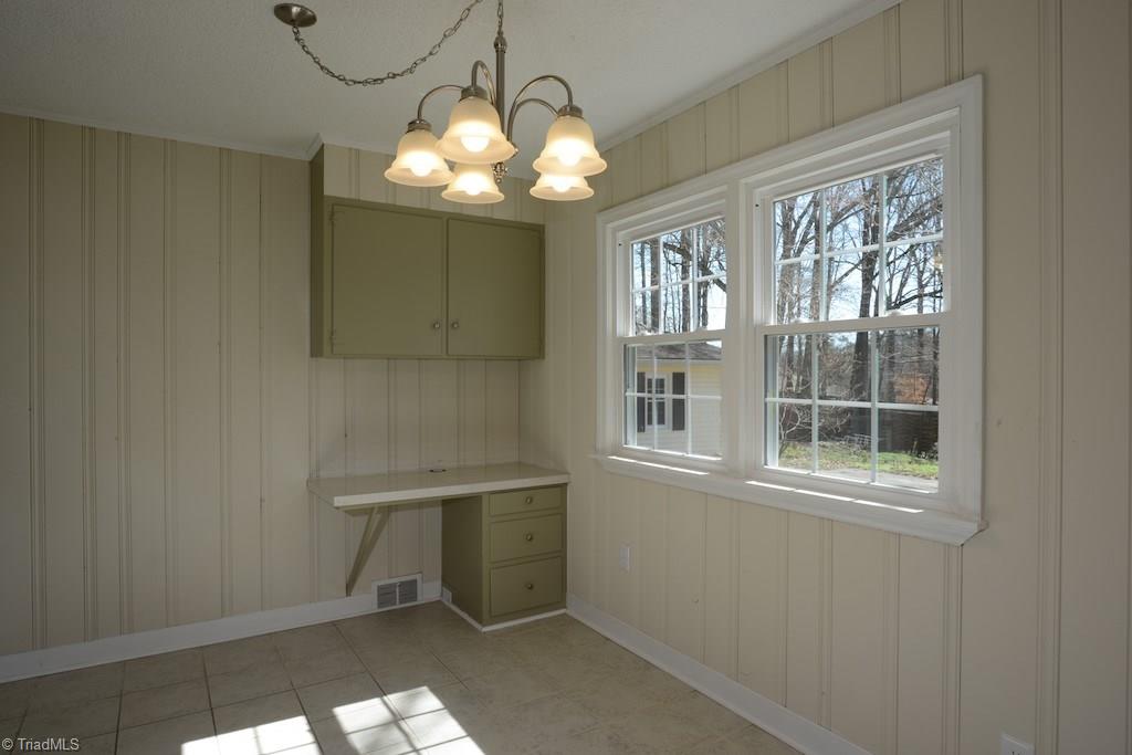 3314 Pine Valley Road High Point, NC 27265 - Photo 11 of 22