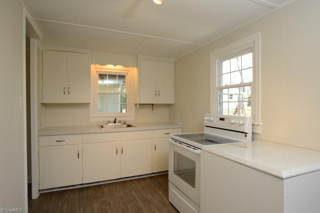 3314 Pine Valley Road High Point, NC 27265 - Photo 19 of 22