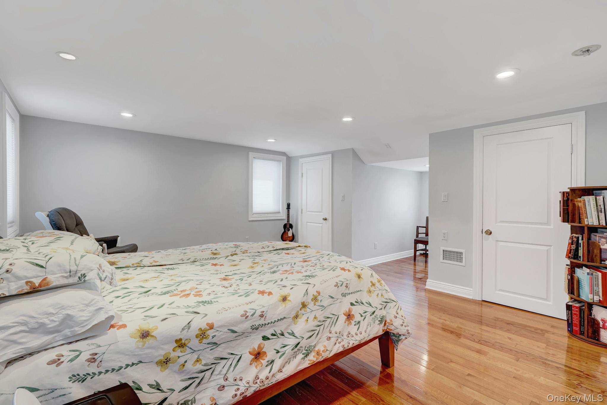 360 Westminster Road Cedarhurst, NY 11516 - Photo 23 of 31