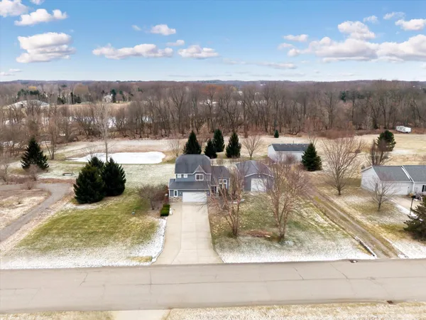 $540,000 | 8522 Pebble Drive Northeast, Rockford, MI 49341