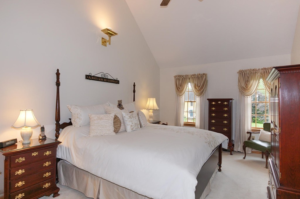 2 Carroll Manor Road Grafton, MA 01536 - Photo 10 of 20 Gallery Image 10