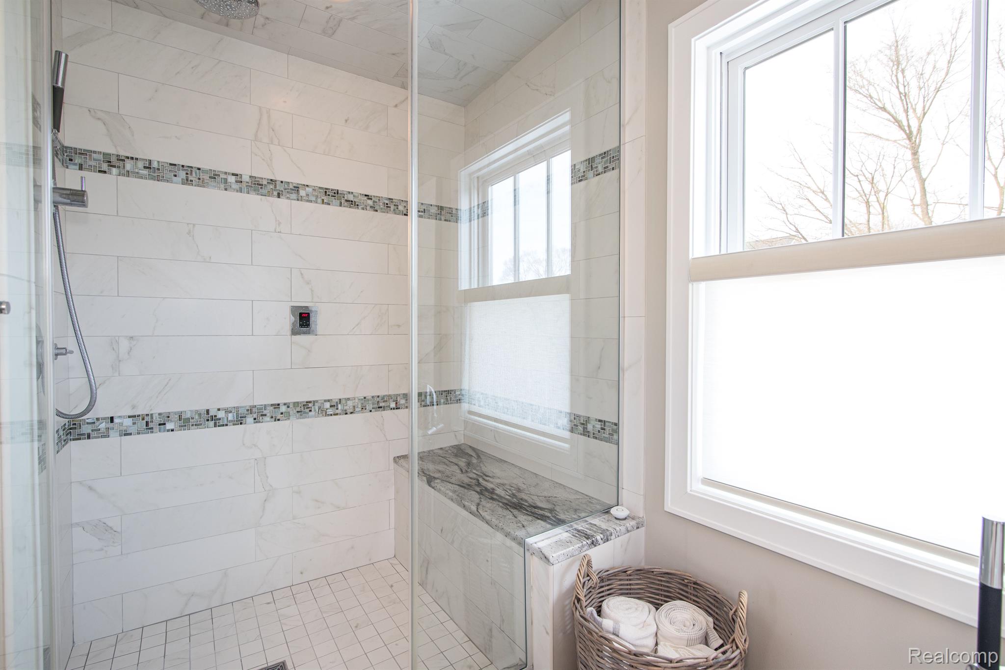 327 West 2nd Street Rochester, MI 48307 - Photo 25 of 65 Gallery Image 25