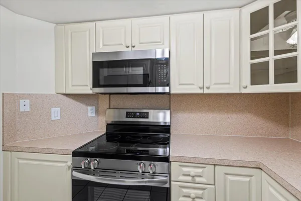 $219,900 | 511 Southwest South River Drive, Unit 103, Stuart, FL 34997