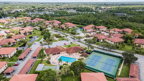 $219,900 | 511 Southwest South River Drive, Unit 103, Stuart, FL 34997