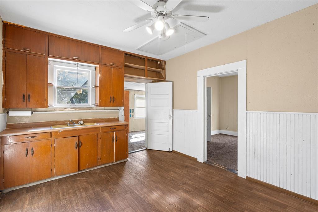 5611 Alton Avenue Dallas, TX 75214 - Photo 16 of 30