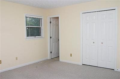 1109 Wood Ridge Road Lexington, KY 40514 - Photo 8 of 13 Photo 8