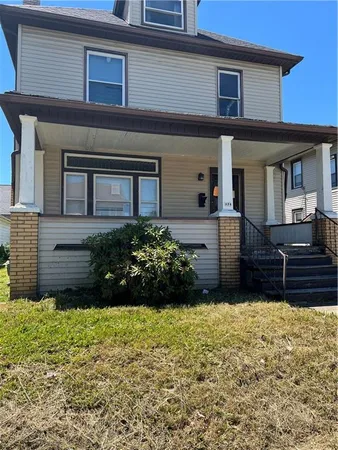 $74,900 | 334 Sherman Avenue, Sharon, PA 16146