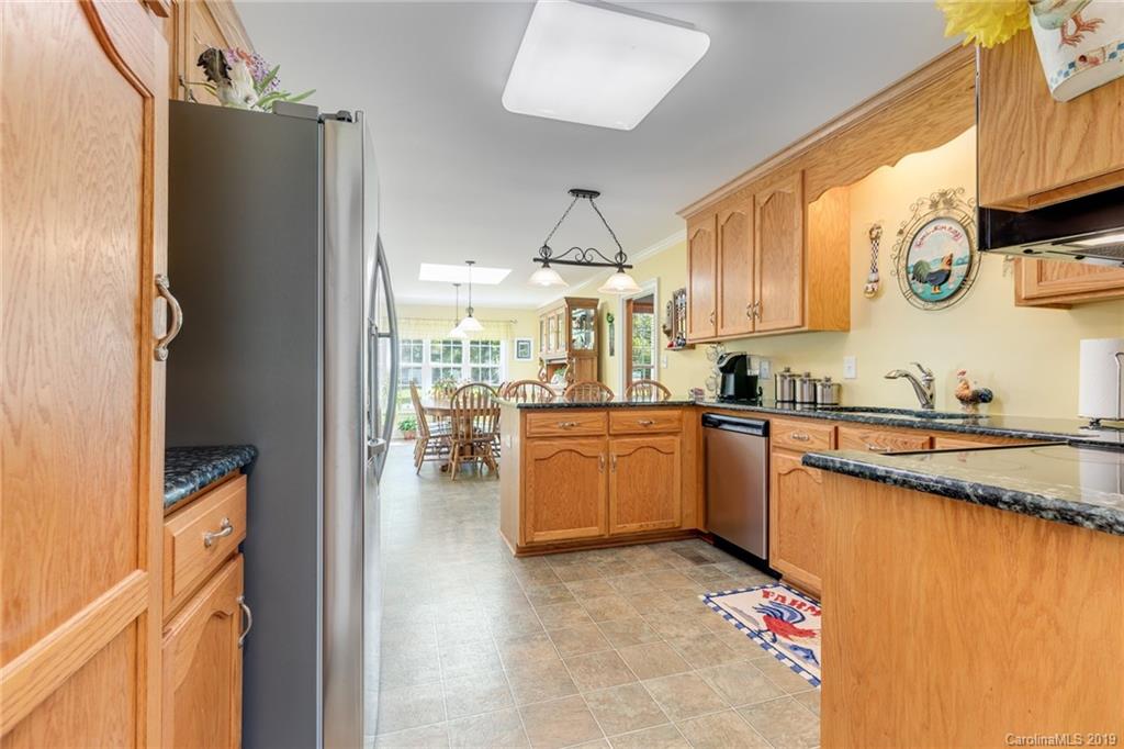 427 Wilson Farm Road Gastonia, NC 28056 - Photo 9 of 46 Gallery Image 9