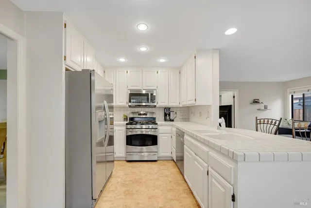 $965,000 | 504 Jenifer Court, Santa Rosa, CA 95404