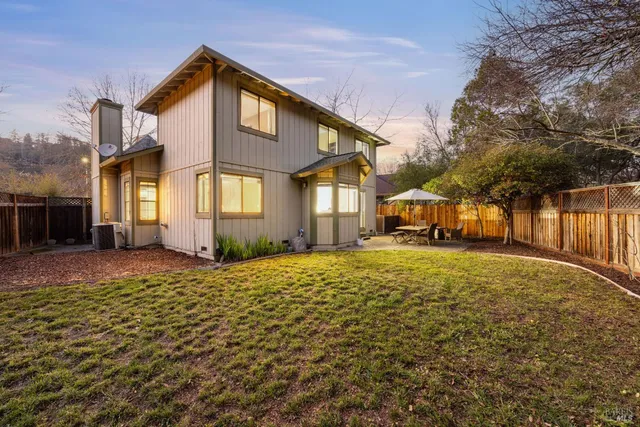 $965,000 | 504 Jenifer Court, Santa Rosa, CA 95404